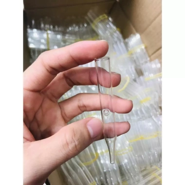 Ống Hút Mụn Thủy Tinh Có Lỗ - Thiết Kế Trong Suốt, Giá Ưu Đãi 30.000 VNĐ (Giá Gốc 37.200) 2