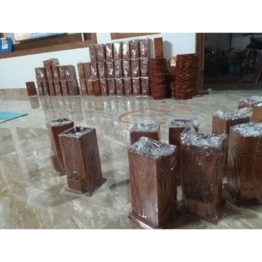 Ống nhang gỗ chữ Tài Lộc dát vàng - Sang trọng, giảm giá chỉ 109.000 VND