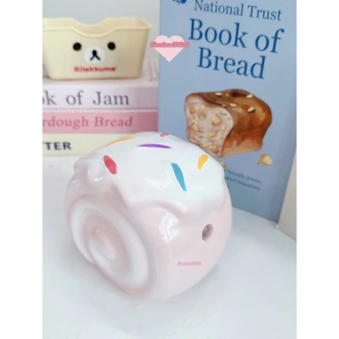 Ống tiết kiệm Bánh Cuộn Kem cute lỗ tròn C12xD14xR10 Quà tặng, trang trí, đựng tiền TIEMHEOSODA