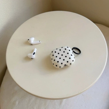 Ốp lưng AirPods Pro 2/3/4 màu trắng, vỏ silicon mềm, chống sốc, móc khóa, thiết kế dễ thương