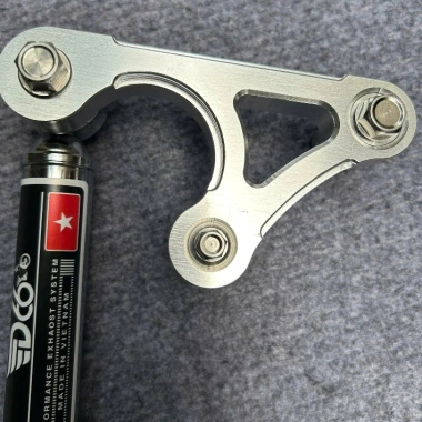 Pát Nhôm CNC phụ kiện lực giò gà cho xe Cub - chắc êm đẹp chất, giá 1,100,000₫