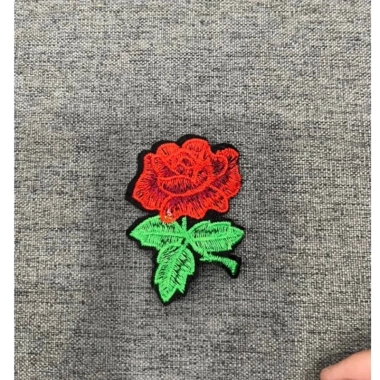 Patch hoa hồng 7cm siêu đẹp - ủi nhiệt nhanh, giá chỉ 5.800₫ giảm từ 6.960₫
