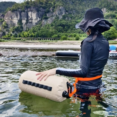 Phao bơi đa năng kèm túi đựng nước, tiện lợi cho hoạt động ngoài trời - Giá ưu đãi 200k 2 Phao bơi đa năng kèm túi đựng nước, tiện lợi cho hoạt động ngoài trời - Giá ưu đãi 200k 2