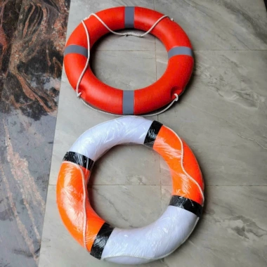 Phao cứu sinh tròn nhựa xốp siêu bền - Dây chịu lực lớn, dùng cho PCCC, hồ bơi, tàu thuyền - Giá chỉ 74.250₫