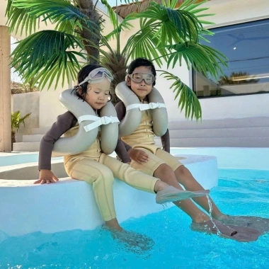 Phao Tay Tập Bơi BAR ROT Dày Dặn, Chân Xỏ Chống Lật An Toàn cho Bé - 165k
