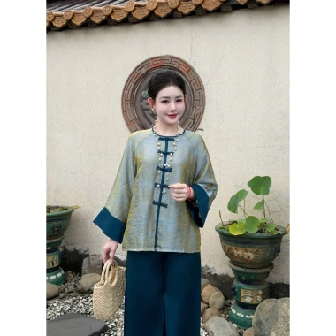 Pháp phục đi chùa nữ tằm ánh kim và quần lụa ngọc trai sang trọng, giảm giá 399k 3 Pháp phục đi chùa nữ tằm ánh kim và quần lụa ngọc trai sang trọng, giảm giá 399k 3
