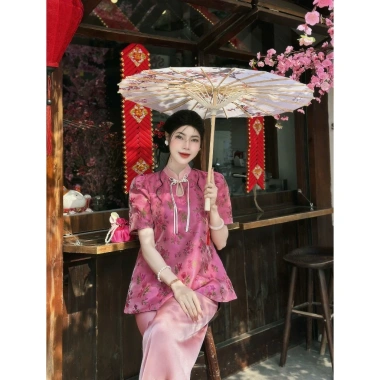Pháp phục Tết Hoa Xuân – Bộ vân hoa nổi, quần lụa dày dặn, áo dài Linh Sơn giảm 22%