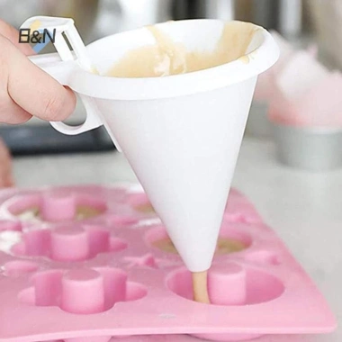 Phễu cầm tay điều chỉnh B & N - Khuôn làm bánh kẹo, kem, bánh quy - 44.660 VND