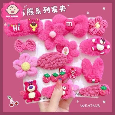 Phụ kiện gấu dâu cho bé gái: lồng đèn, cánh tiên, cột tóc, kẹp tóc, bờm, băng đô, khẩu trang, cào tóc - giảm còn 34.500đ