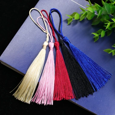Phụ kiện tua rua treo trang trí đa năng, đánh dấu trang, túi quà, đèn lồng - Giá chỉ 66.000đ 2