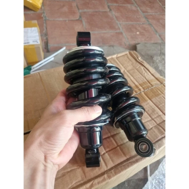 Phuộc Giảm Xóc Sau Exciter 135 – Dài Bằng Zin, Êm Ái, Bền Đẹp, Lắp Chuẩn, Không Chế Cháo