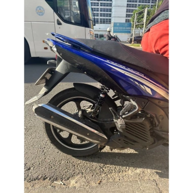 Phuộc sau Yamaha Nouvo 4.5-6 Hiệu Esa size 305 nhập khẩu Malaysia Giá 650.000