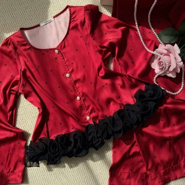 Pijama chất lụa chấm bi ren sóng nước tay dài + quần dài - Giá ưu đãi 199.999đ