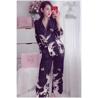 Pijama lụa mango chim hạc đen đỏ tay dài quần dài - Bộ lụa mặc nhà mát nhẹ 142.000đ 10 Pijama lụa mango chim hạc đen đỏ tay dài quần dài - Bộ lụa mặc nhà mát nhẹ 142.000đ 10