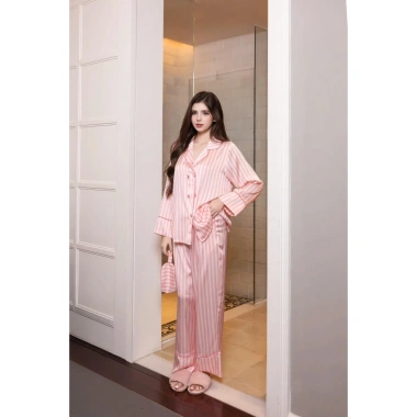 Pijama Tiểu Thư Form Vest Sọc Hồng - Đồ Bộ Lụa Latin Cao Cấp LM142, Tặng Bịt Mắt, Giá 359.999₫