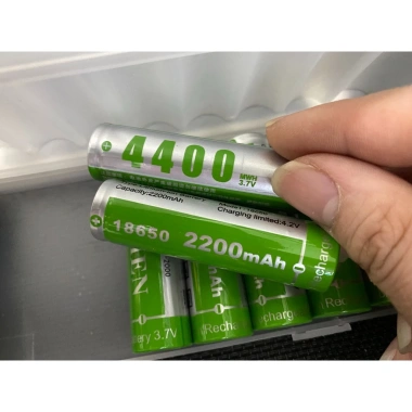 Pin sạc 18.650 4.2V 2.200-4.400mAh Lithium‑ion 6.000mAh siêu tốt - Đèn pin quạt mimi