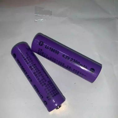 Pin ultrafire BRC 18.650 4.200mAh 3.7V chỉ 30.000đ, giảm từ 36.000đ, hiệu năng tốt