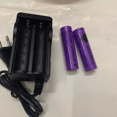 Pin ultrafire BRC 18.650 4.200mAh 3.7V chỉ 30.000đ, giảm từ 36.000đ, hiệu năng tốt
