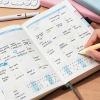 Planner A5 bìa mềm da Tiếng Anh 2.026 - Lịch năm, tuần, ngày, sổ tay có túi sau, dành cho sinh viên & văn phòng phẩm - Giá chỉ 36.000₫ 4