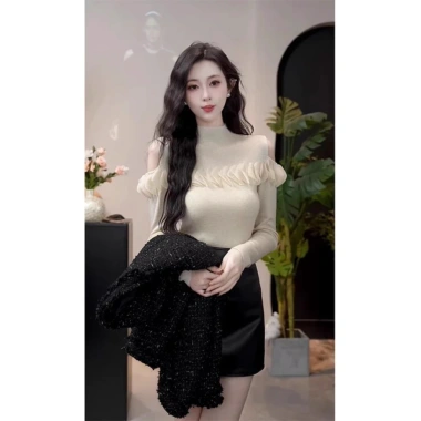 Pure Desire – Áo sơ mi nữ Slim-fit Vai Lưới Ren, ôm hơn, giảm tuổi, 115.689₫ 6 Pure Desire – Áo sơ mi nữ Slim-fit Vai Lưới Ren, ôm hơn, giảm tuổi, 115.689₫ 6
