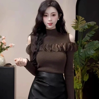 Pure Desire – Áo sơ mi nữ Slim-fit Vai Lưới Ren, ôm hơn, giảm tuổi, 115.689₫ 9 Pure Desire – Áo sơ mi nữ Slim-fit Vai Lưới Ren, ôm hơn, giảm tuổi, 115.689₫ 9