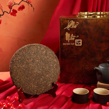 Quà biếu tết Bánh Trà Phổ Nhĩ Chín Tuyết Sơn Trà - Sang trọng, giá ưu đãi 8,99 triệu