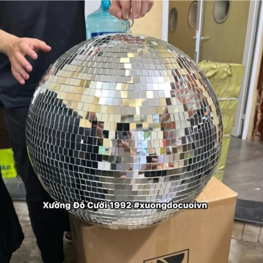 Quả cầu gương Disco 50cm - Trang trí tiệc cưới, studio, nhà hàng, phim trường, 378k