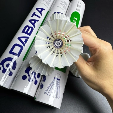 Quả cầu lông Dabata chính hãng tốc độ 77, độ bền cao, 12 quả/ống - Giá ưu đãi 365k 4
