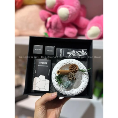 Quà Tặng Đá Khuếch Tán Tinh Dầu Hương Trà Trắng Thiên Nhiên Hộp Sang Trọng 279k 2 Quà Tặng Đá Khuếch Tán Tinh Dầu Hương Trà Trắng Thiên Nhiên Hộp Sang Trọng 279k 2