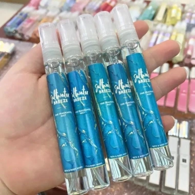 Quà Tặng Ngẫu Nhiên Body Mist 10ml - Xịt Thơm Toàn Thân Giá Ưu Đãi 20.000₫