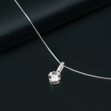 Quà tặng nữ dây chuyền bạc HELINO đá tròn dọc, S925 C24, ưu đãi 439.000₫ 5 Quà tặng nữ dây chuyền bạc HELINO đá tròn dọc, S925 C24, ưu đãi 439.000₫ 5