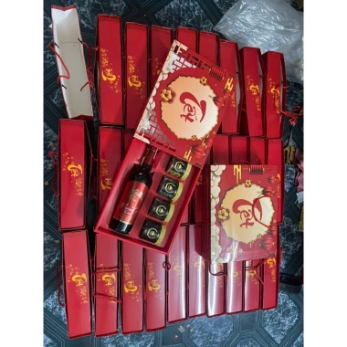 Quà Tết 8 Hủ Hạt Đặc Biệt – Tặng Bao Lì Xì, Giá 219.000đ (Giảm 22%)