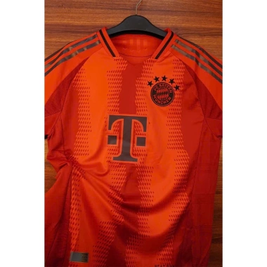 Quần Áo Bóng Đá Bayern Munich Mùa 24-25 Đỏ Mè Thái Caro - Giá Ưu Đãi 211.250₫