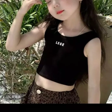 Quần áo trẻ em bé gái mùa hè áo vest retro da báo và quần ống rộng phong cách Mỹ 10