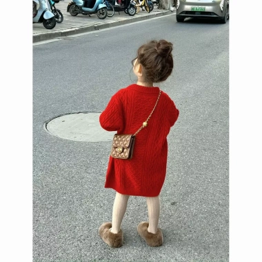 Quần áo trẻ em Hàn Quốc thu đông – Váy dệt kim dài vừa cho bé gái, chỉ 358.421 VND