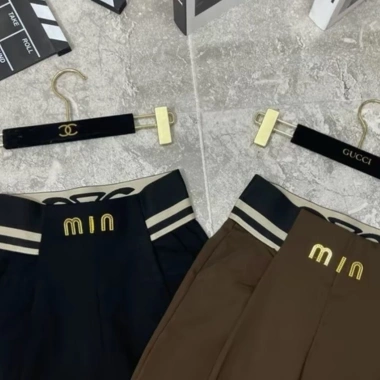 Quần baggy nữ công sở cạp cao 10cm co giãn 4 chiều bigsize Umi Hàn 149.100 VND 3 Quần baggy nữ công sở cạp cao 10cm co giãn 4 chiều bigsize Umi Hàn 149.100 VND 3