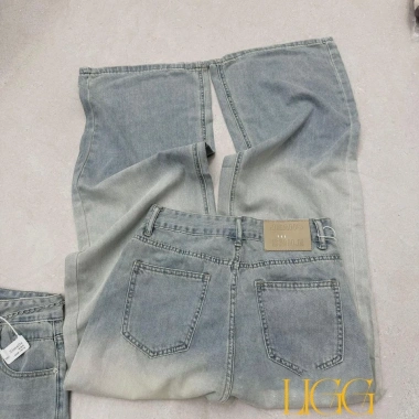 Quần Bò Jeans Nữ Dáng Suông Loang Họa Tiết Rách, Gối Lưng Cao, Kèm Belt Quảng Châu - 427.500₫ 4