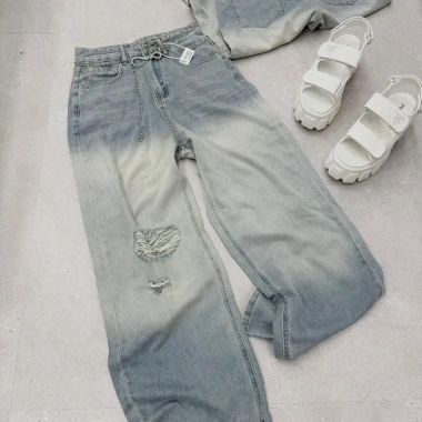 Quần Bò Jeans Nữ Dáng Suông Loang Họa Tiết Rách, Gối Lưng Cao, Kèm Belt Quảng Châu - 427.500₫ 5