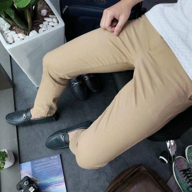 Quần dài nam ống côn kaki dày dặn slimfit trắng đen Giá chỉ 174.000đ GUSSET