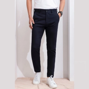 Quần dài nam ống côn kaki dày dặn slimfit trắng đen Giá chỉ 174.000đ GUSSET 9 Quần dài nam ống côn kaki dày dặn slimfit trắng đen Giá chỉ 174.000đ GUSSET 9
