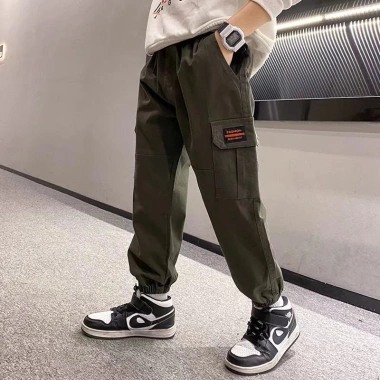 Quần dài thu đông bé trai, quần túi hộp nỉ dày size 18-52kg mẫu ABC giá 69k 10 Quần dài thu đông bé trai, quần túi hộp nỉ dày size 18-52kg mẫu ABC giá 69k 10
