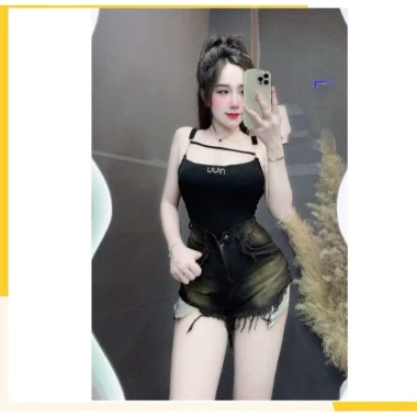 Quần đùi short jean nữ cạp cao, túi tua lộ túi thời trang - Giá chỉ 129.000 VND