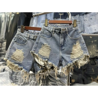 Quần đùi short jean nữ lưng cao rách, đùi lộ túi hack thời trang - Giá chỉ 129k 2 Quần đùi short jean nữ lưng cao rách, đùi lộ túi hack thời trang - Giá chỉ 129k 2