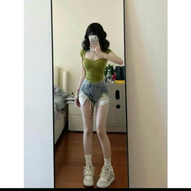 Quần đùi short jean nữ lưng cao rách, đùi lộ túi hack thời trang - Giá chỉ 129k