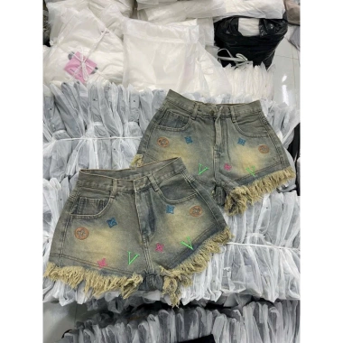 Quần đùi short jean nữ lưng cao thêu thời trang MS05 Giá chỉ 139k 3 Quần đùi short jean nữ lưng cao thêu thời trang MS05 Giá chỉ 139k 3