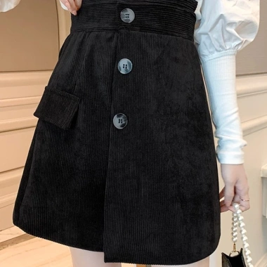 Quần giả váy cạp cao khuy lệch chất nhung mềm mịn, tôn dáng, chỉ 150.000đ