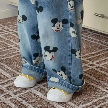 Quần jean bé trai họa tiết Mickey, ống thẳng Hàn Quốc - Giá 352.512 VND 9