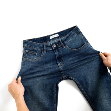 Quần Jean Dài Nam Slim Fit Co Giãn LADOS-4.185 – Jean nhập khẩu cao cấp, form chuẩn, 381.000₫