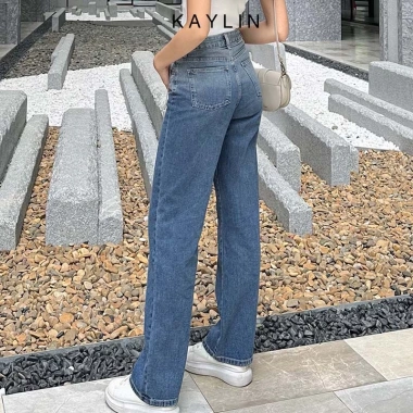 Quần Jean Kaylin Dáng Suông Basic và Belt, Denim Dày Dặn, Giá Giảm 540k