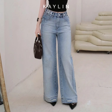 Quần jean Kaylin form suông, denim dày dặn, nút phối Hè 2.025 - Giá 600k